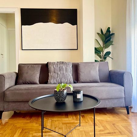 Loucas Apartment เอเธนส์ ภายนอก รูปภาพ